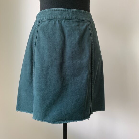twik par Simons Front Button Dark Green Denim Mini Skirt - Size Medium - Picture 2 of 6